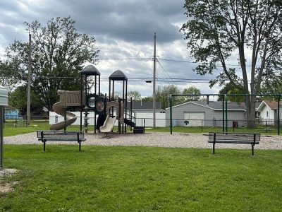 Melrose Park Tilton Play Set